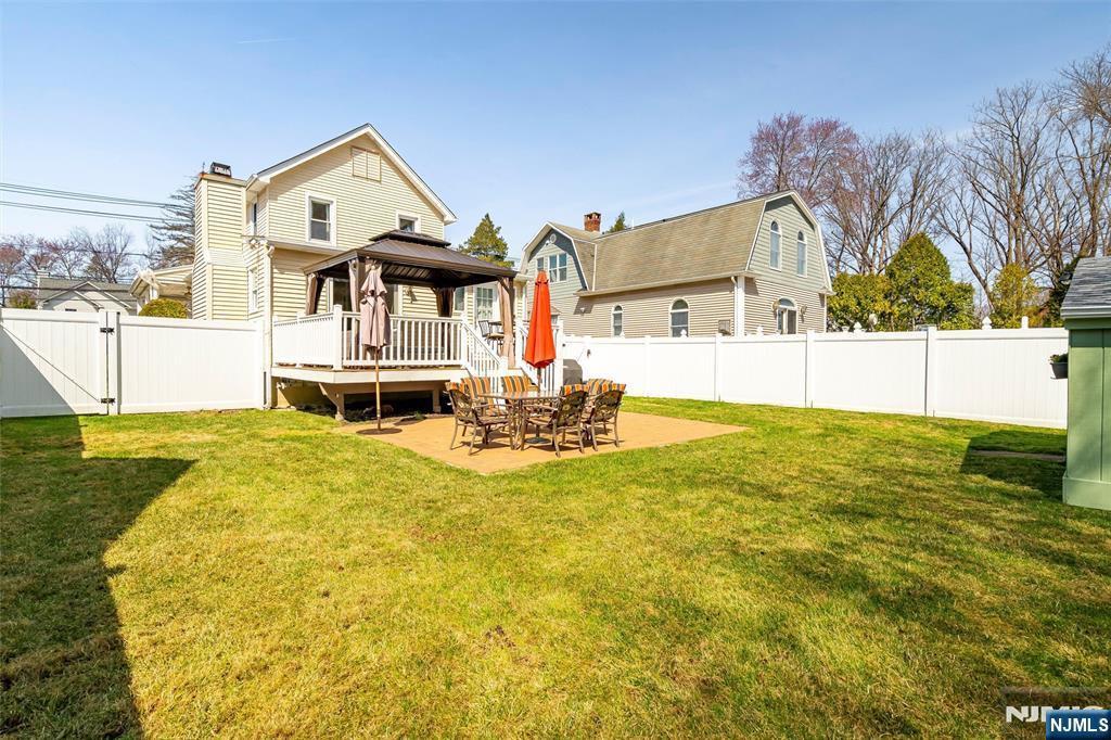 290 Livingston Street