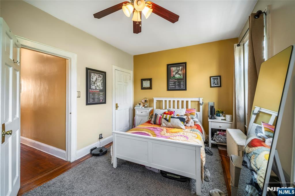160 2nd Street 4