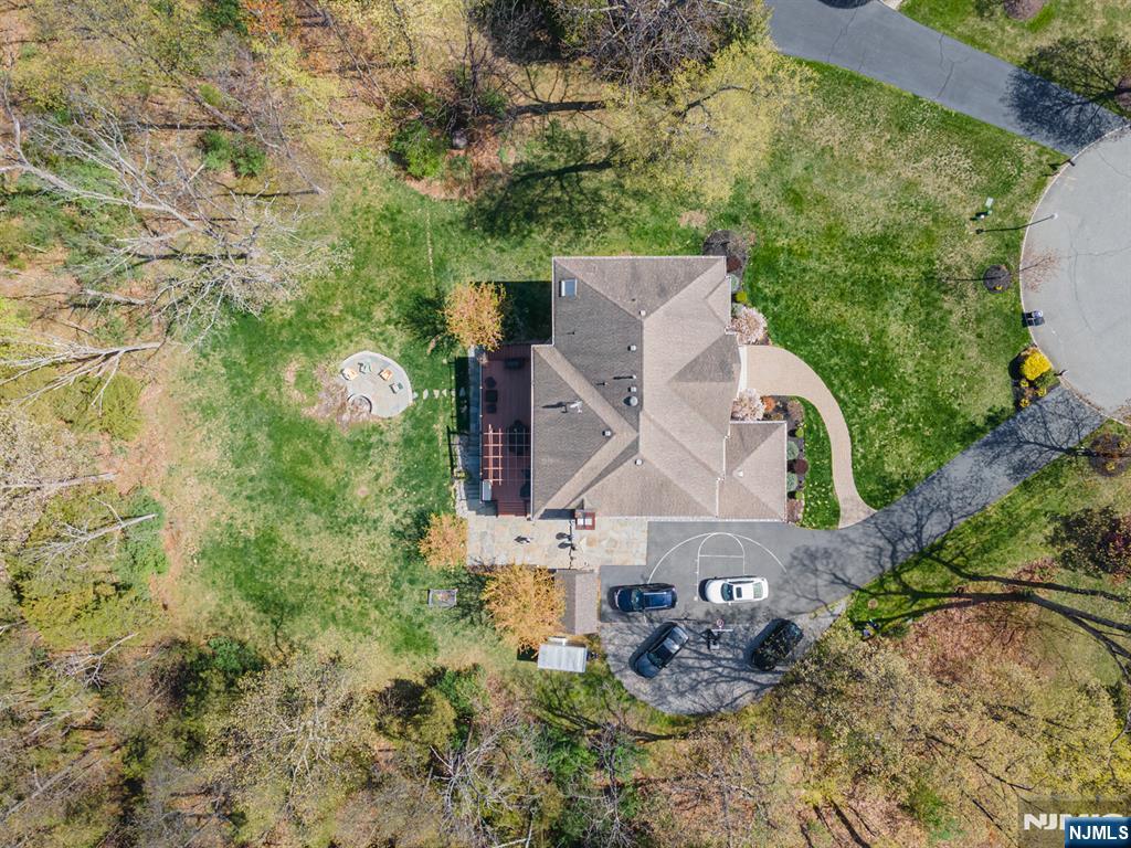 10 Smock Court