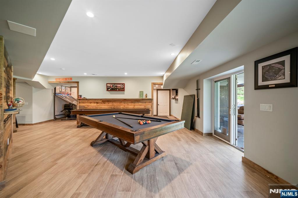 10 Smock Court