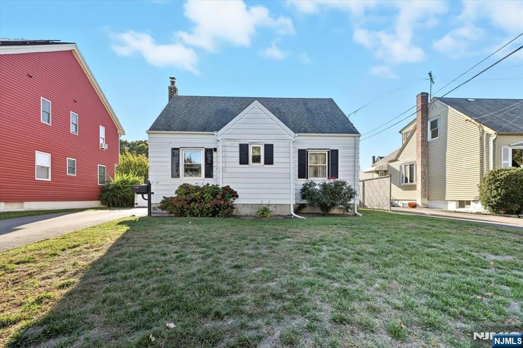 10-22 2nd Street