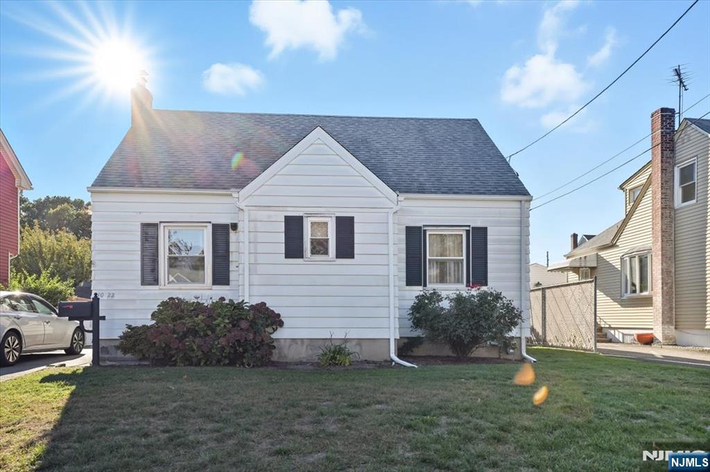 10-22 2nd Street