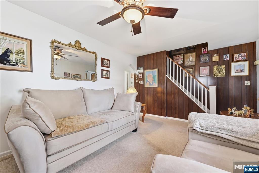 10-22 2nd Street