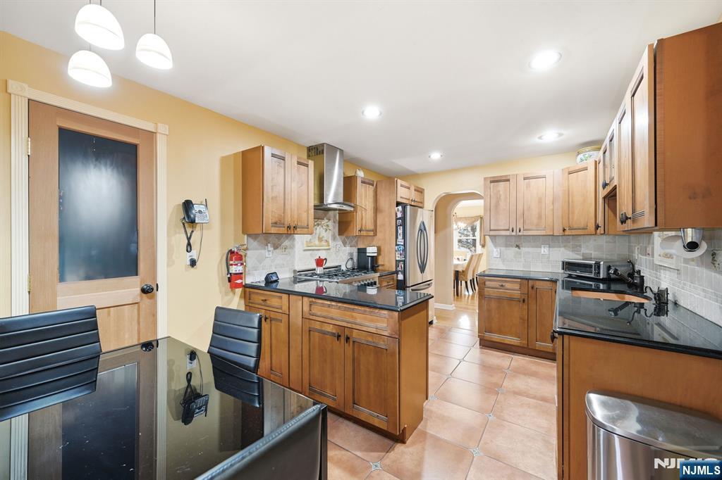 351 Harristown Road