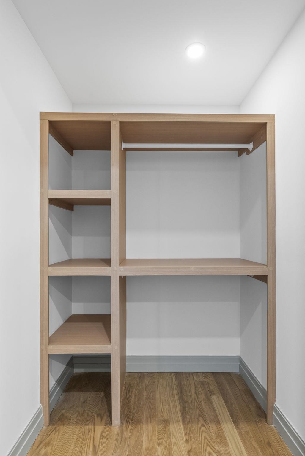 600 BRAMHALL AVE Unit: 2