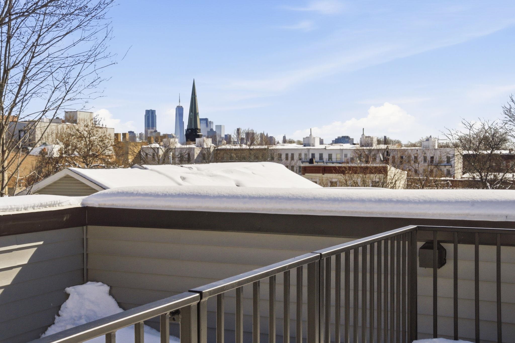 600 BRAMHALL AVE Unit: 2