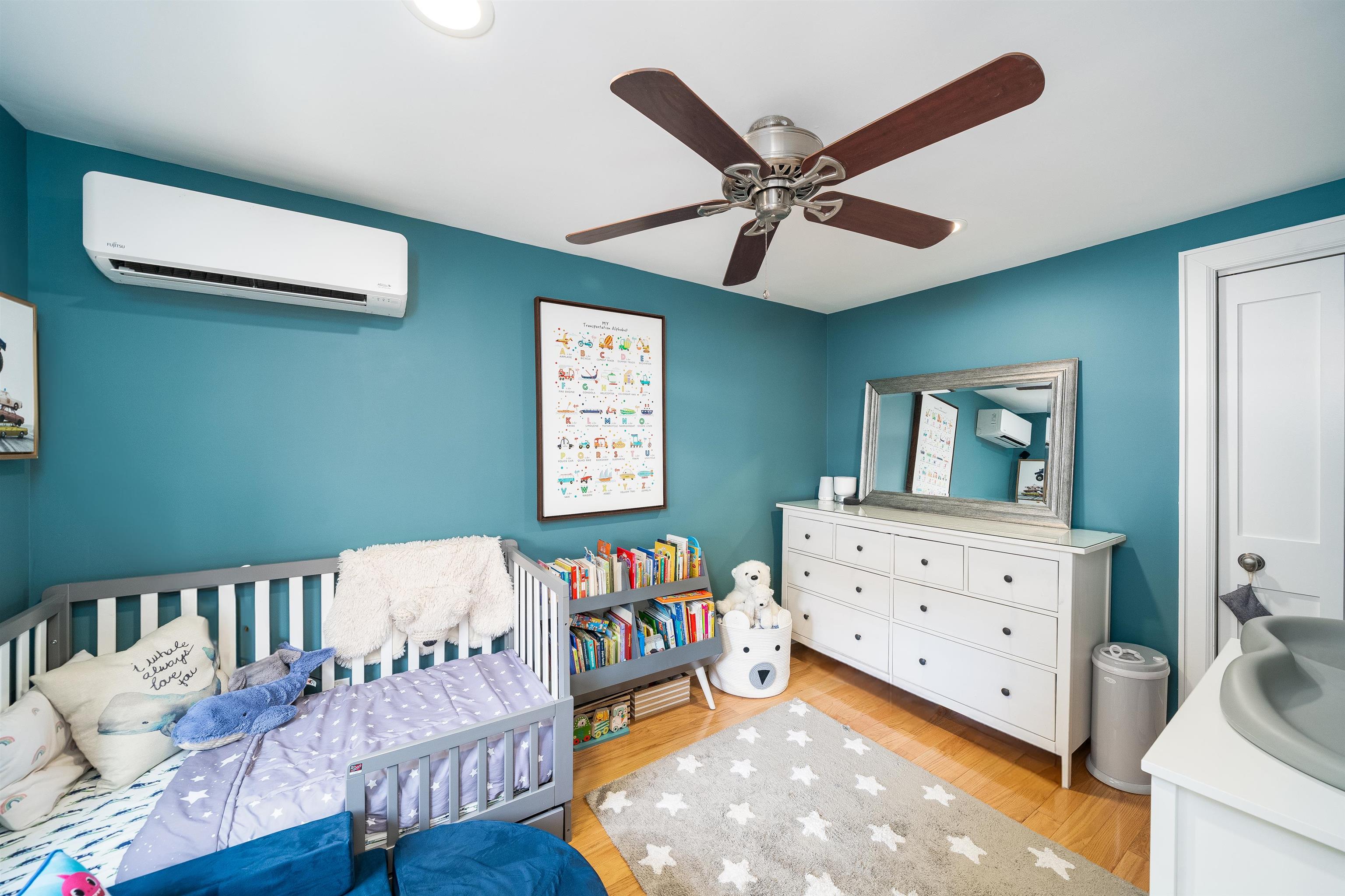 235 BLOOMFIELD ST Unit: 2