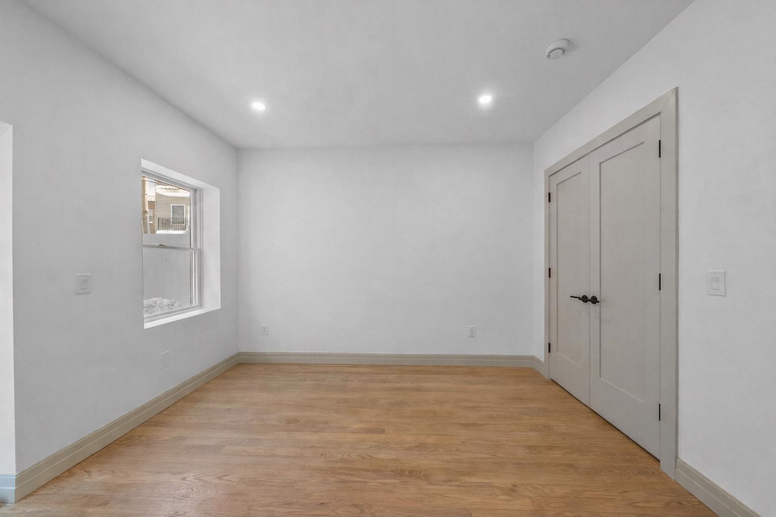 600 BRAMHALL AVE Unit: 1