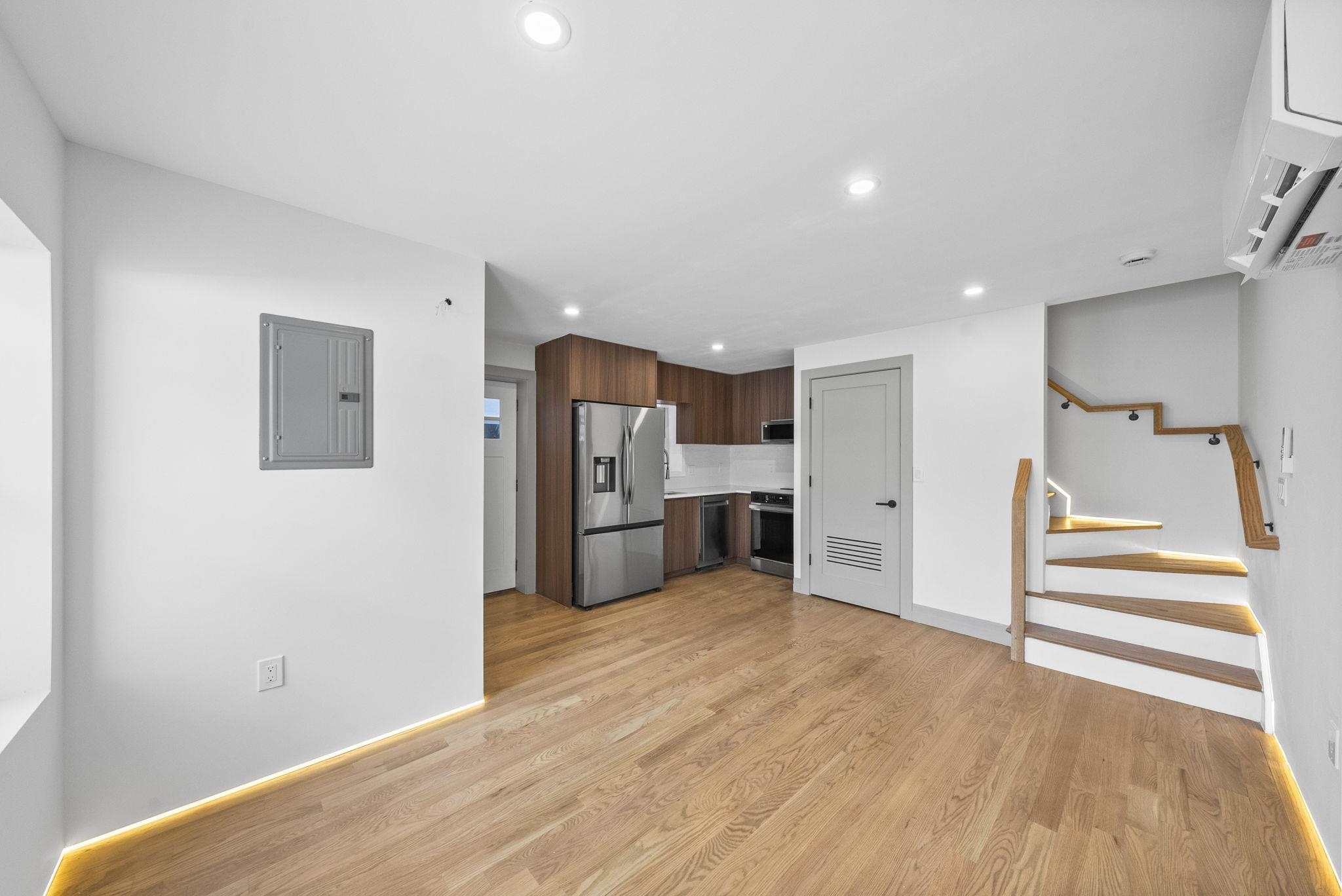 600 BRAMHALL AVE Unit: ADU