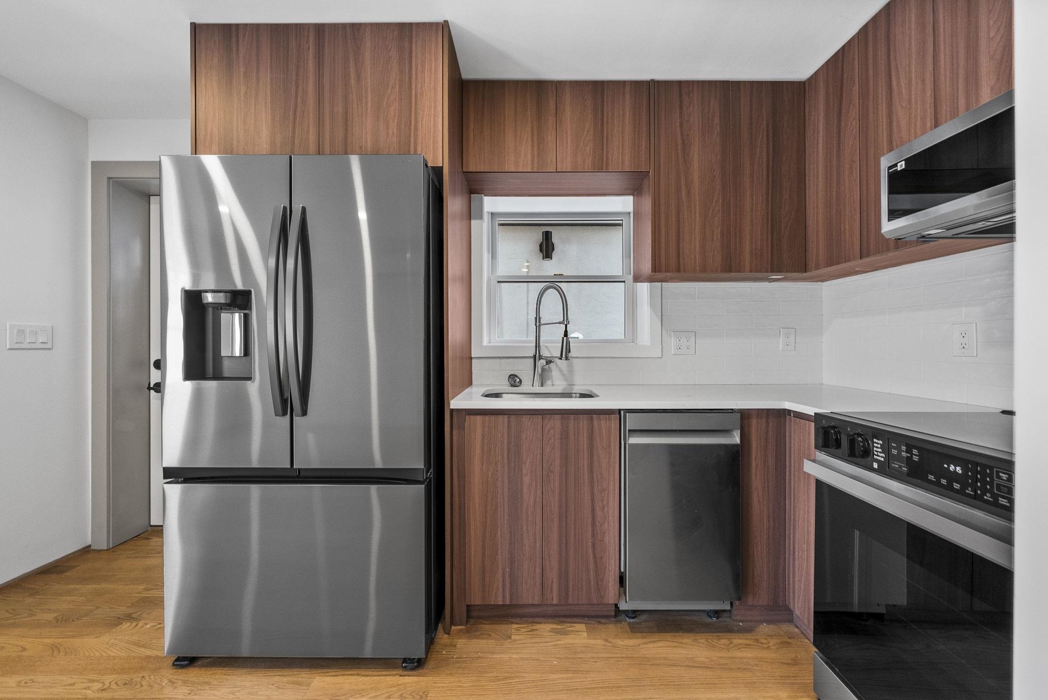 600 BRAMHALL AVE Unit: ADU