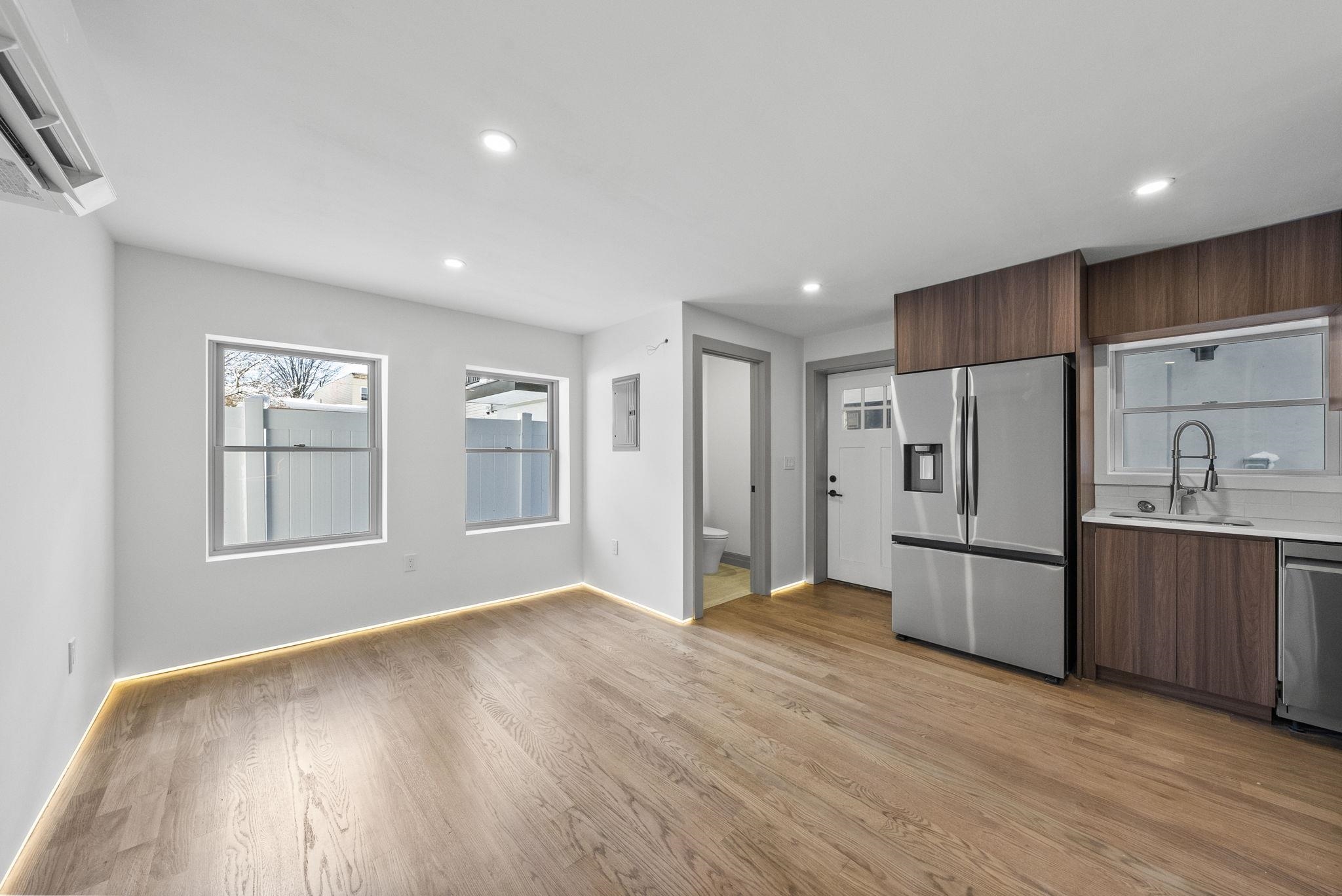 600 BRAMHALL AVE Unit: ADU