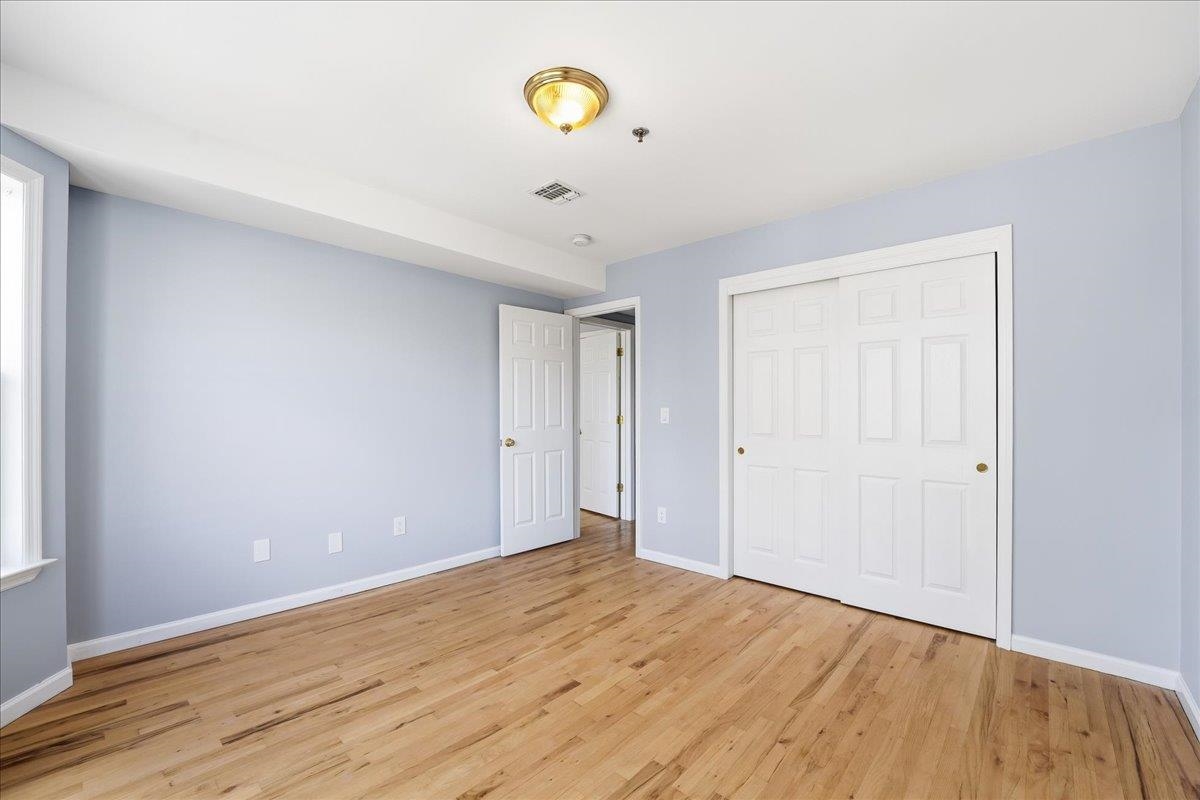 220 JEFFERSON ST Unit: 4B