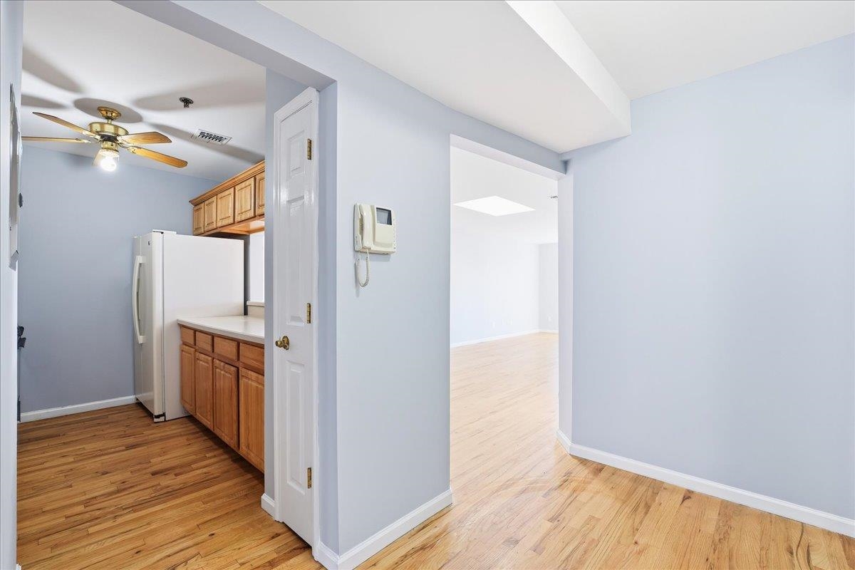 220 JEFFERSON ST Unit: 4B