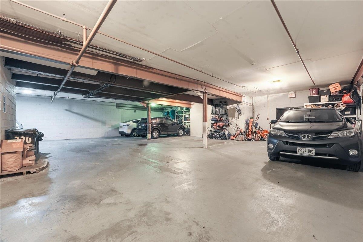 220 JEFFERSON ST Unit: 4B