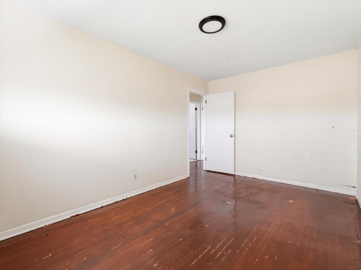 648 FAIRVIEW AVE Unit: 2