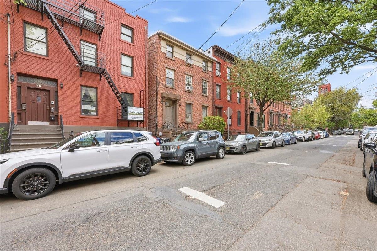 59 WAYNE ST Unit: 3