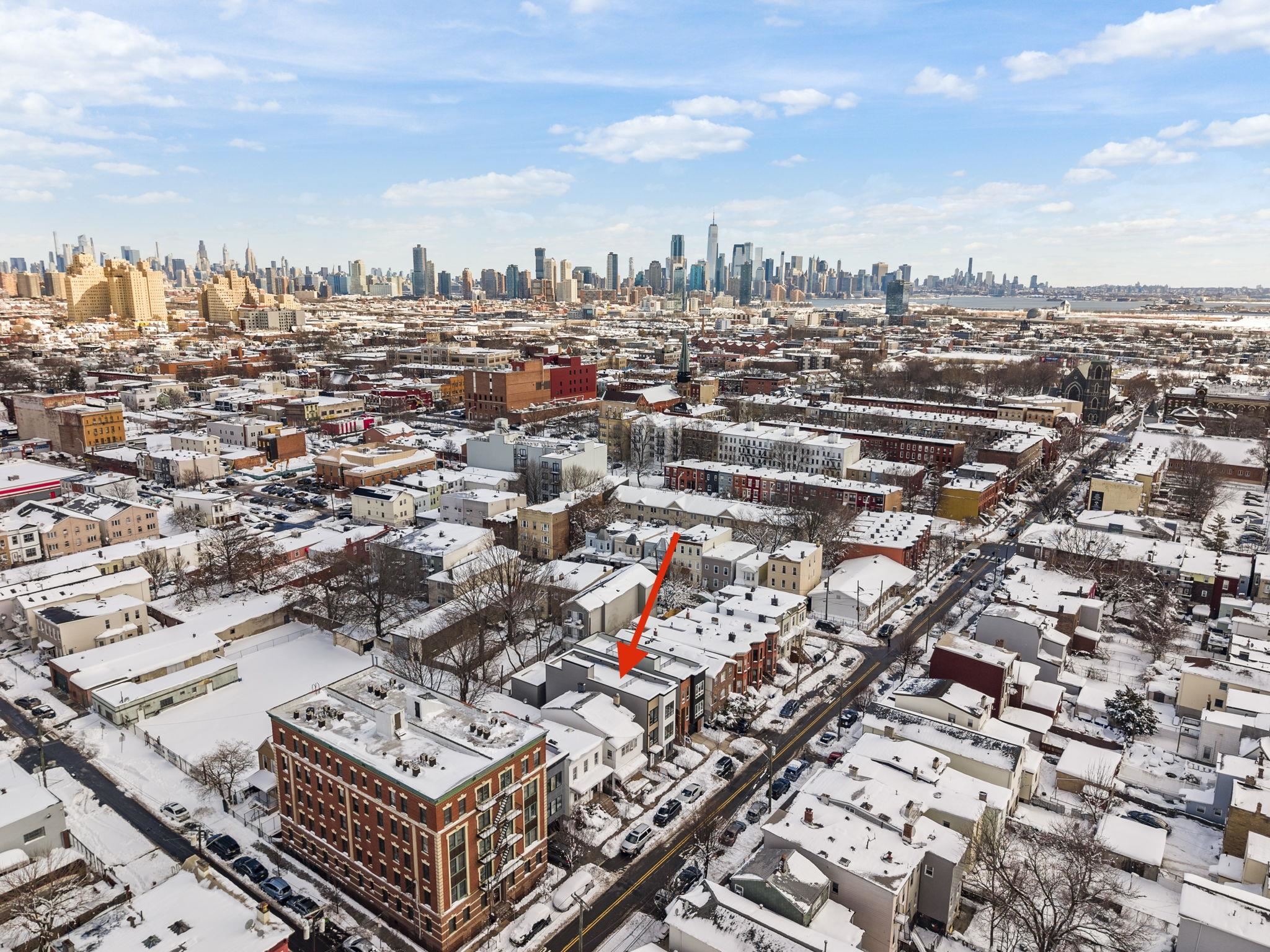 600 BRAMHALL AVE Unit: 2
