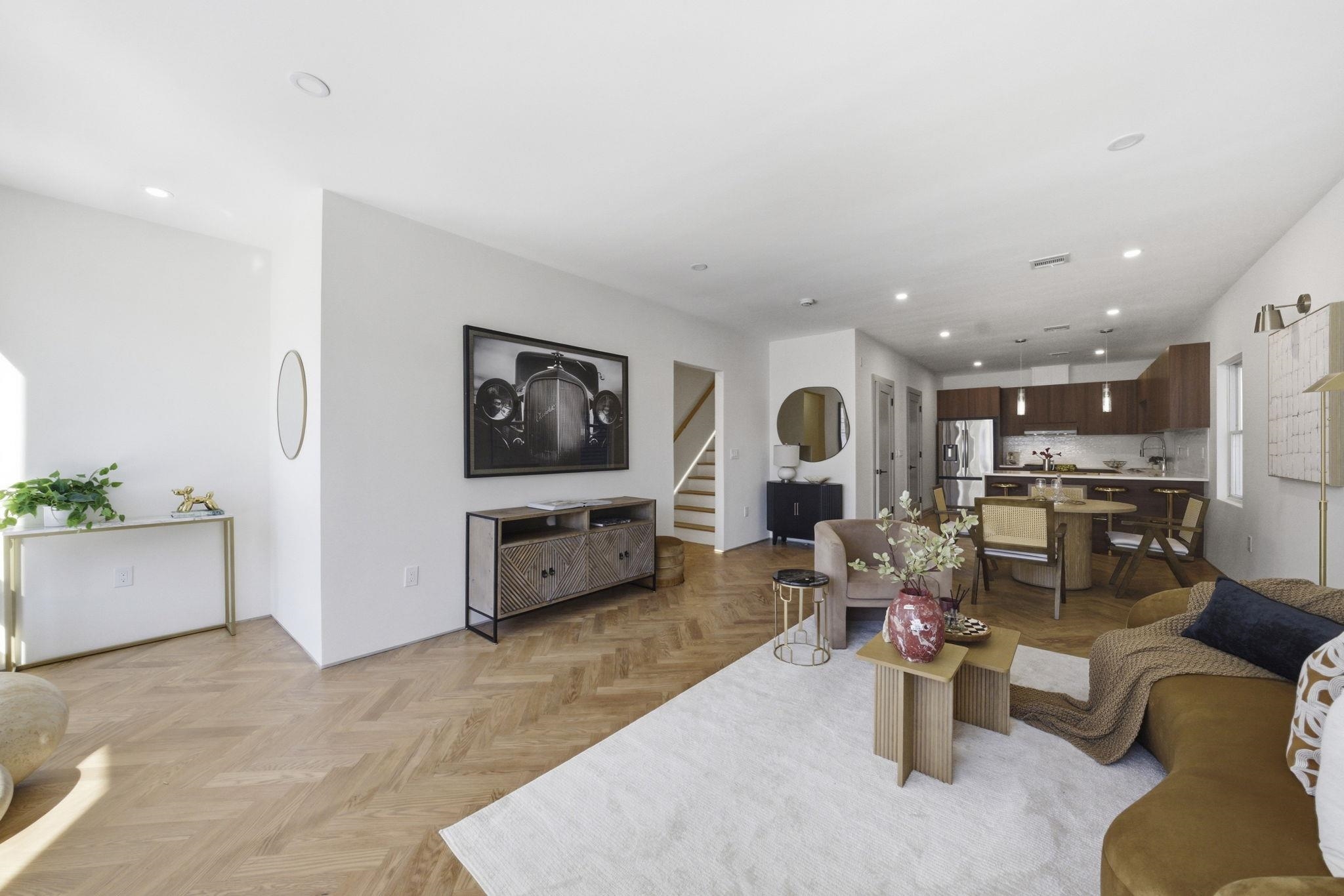 600 BRAMHALL AVE Unit: 2