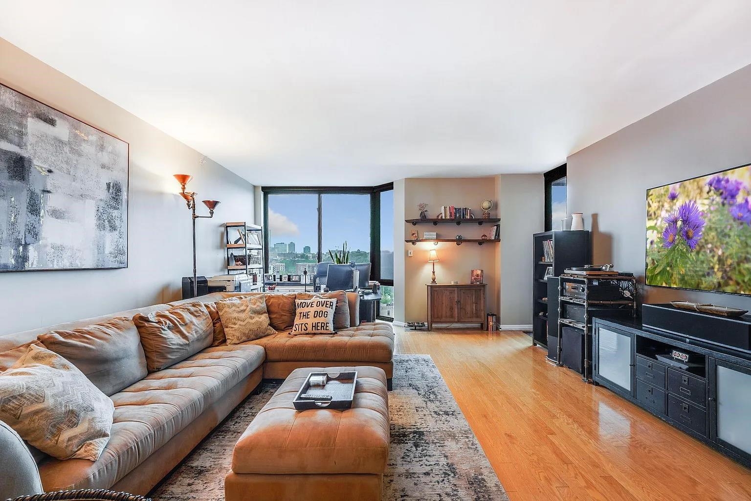 700 GROVE ST Unit: 1204
