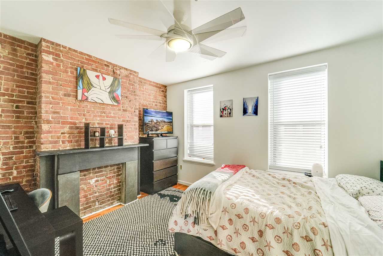 811 WILLOW AVE Unit: 8