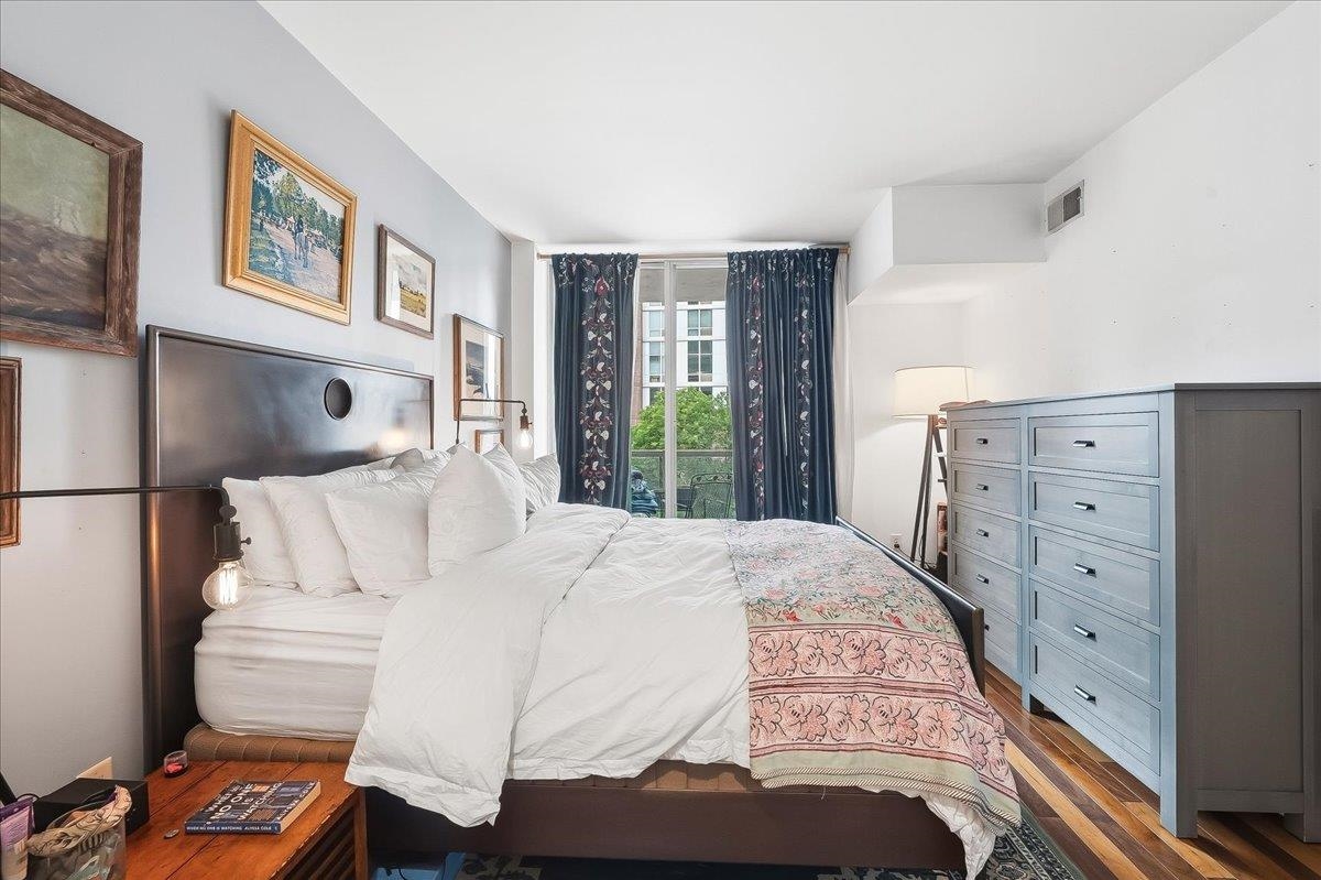800 JACKSON ST Unit: 309