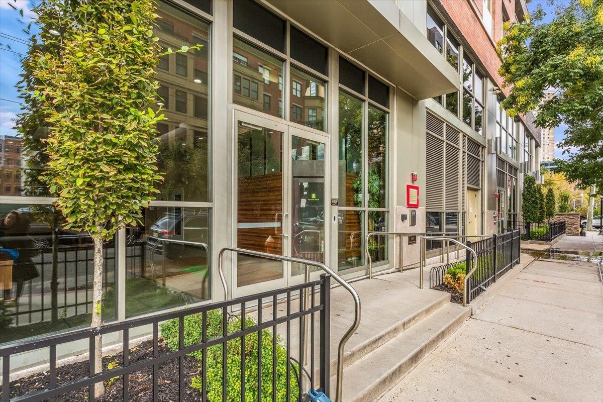 800 JACKSON ST Unit: 309