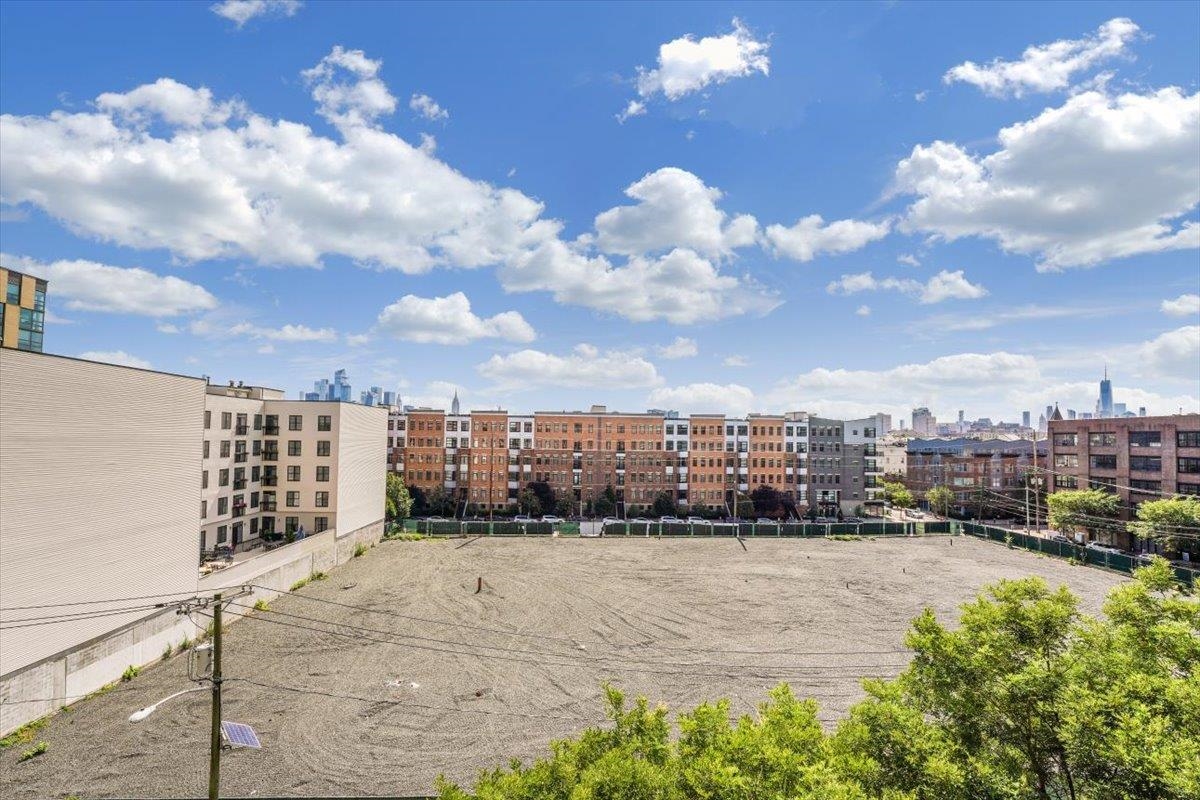 800 JACKSON ST Unit: 309