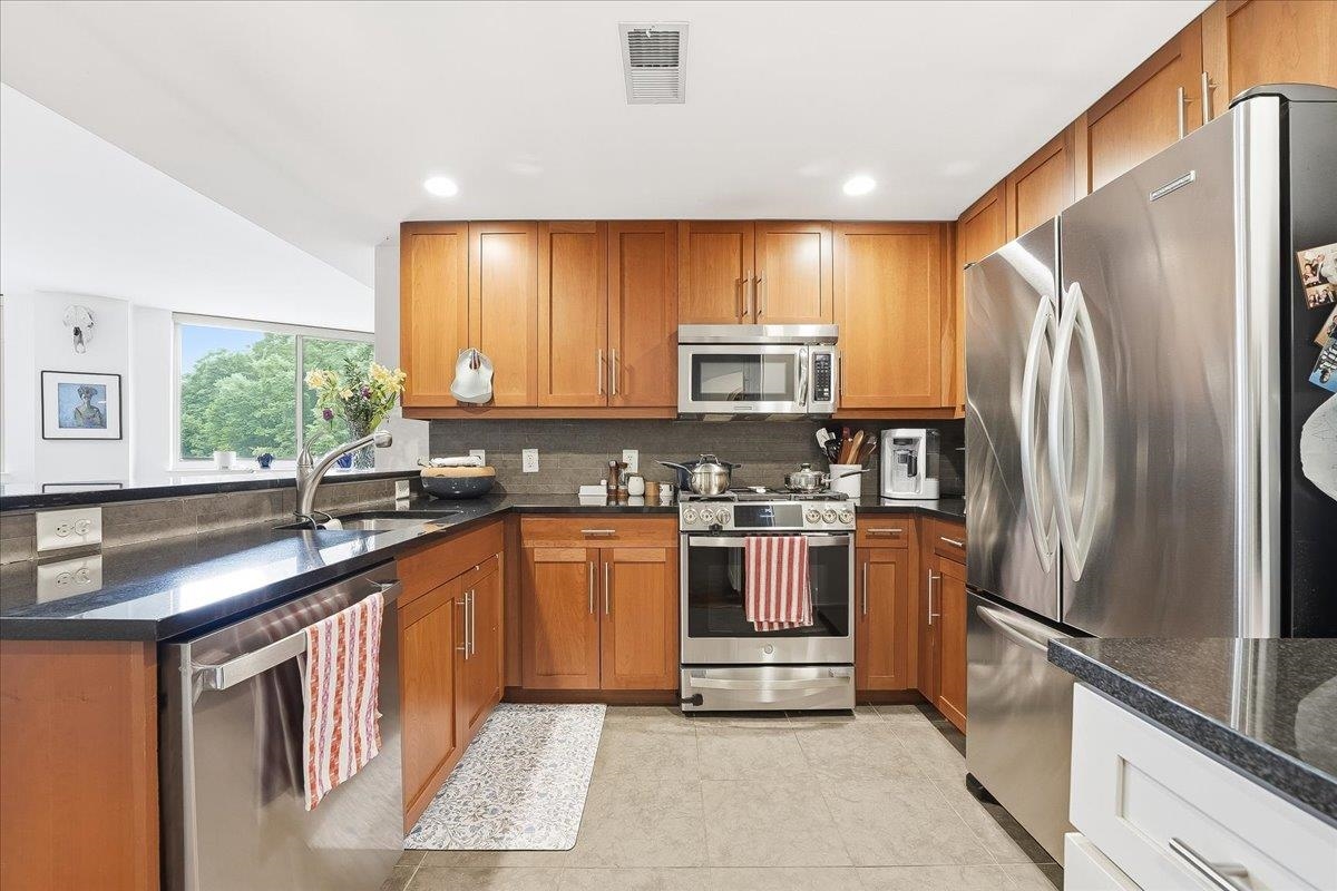 800 JACKSON ST Unit: 309