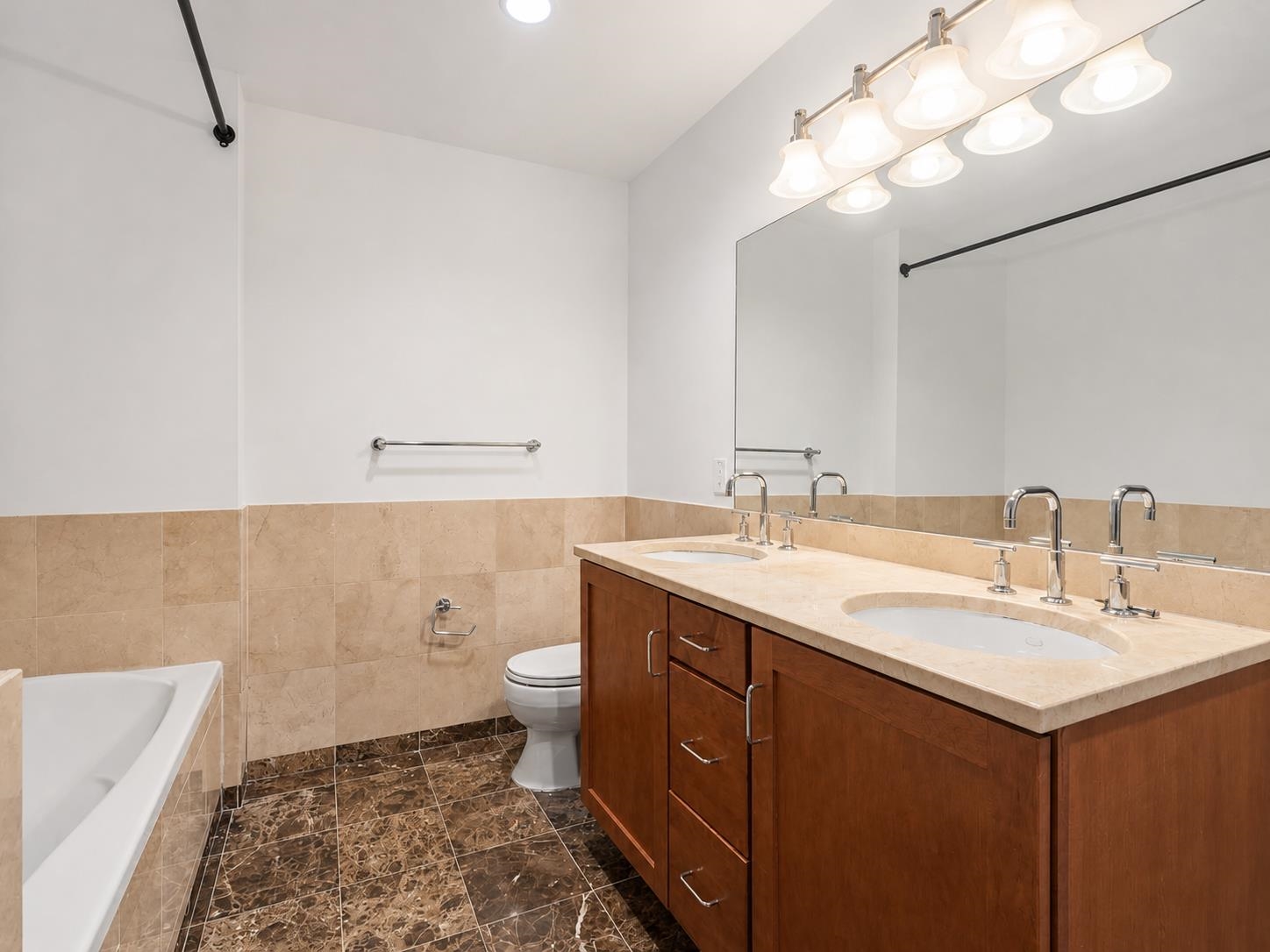 389 WASHINGTON ST Unit: 7F