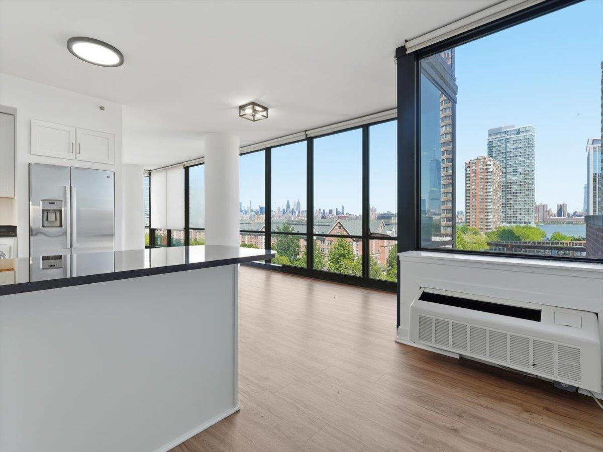 389 WASHINGTON ST Unit: 7F
