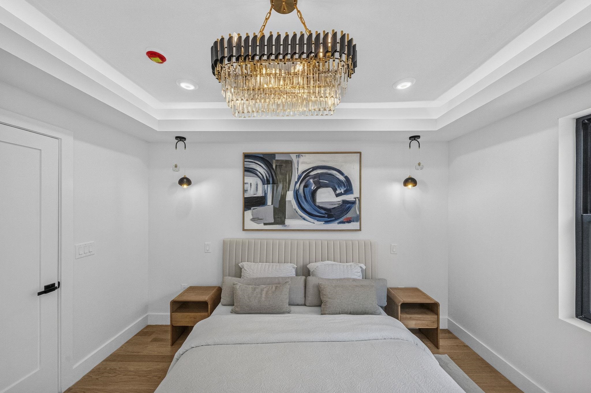 104 TERRACE AVE Unit: 1