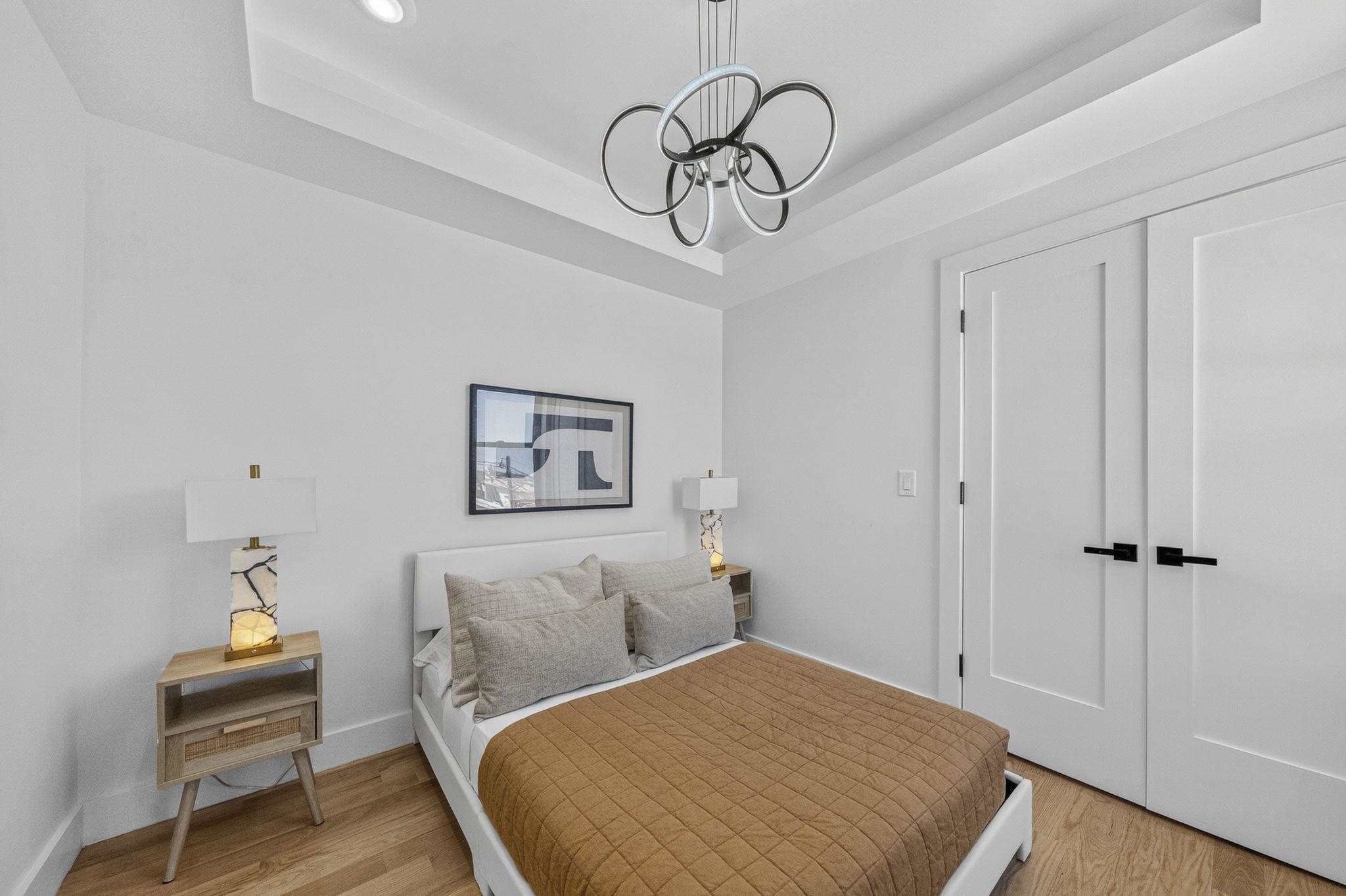 104 TERRACE AVE Unit: 1