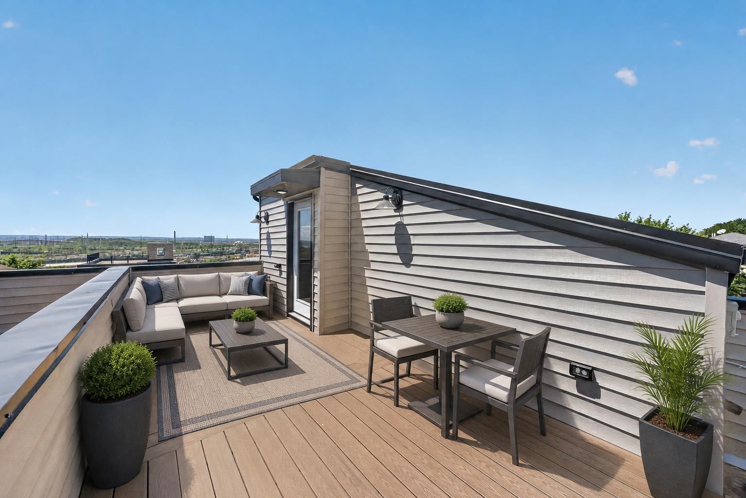 104 TERRACE AVE Unit: 1