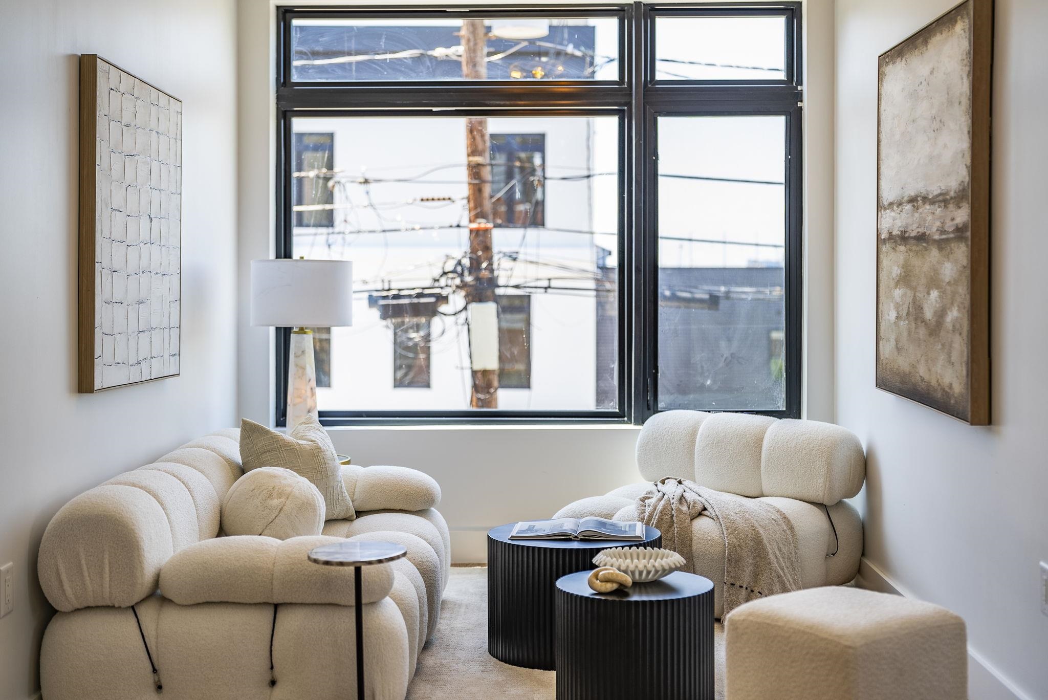 104 TERRACE AVE Unit: 1