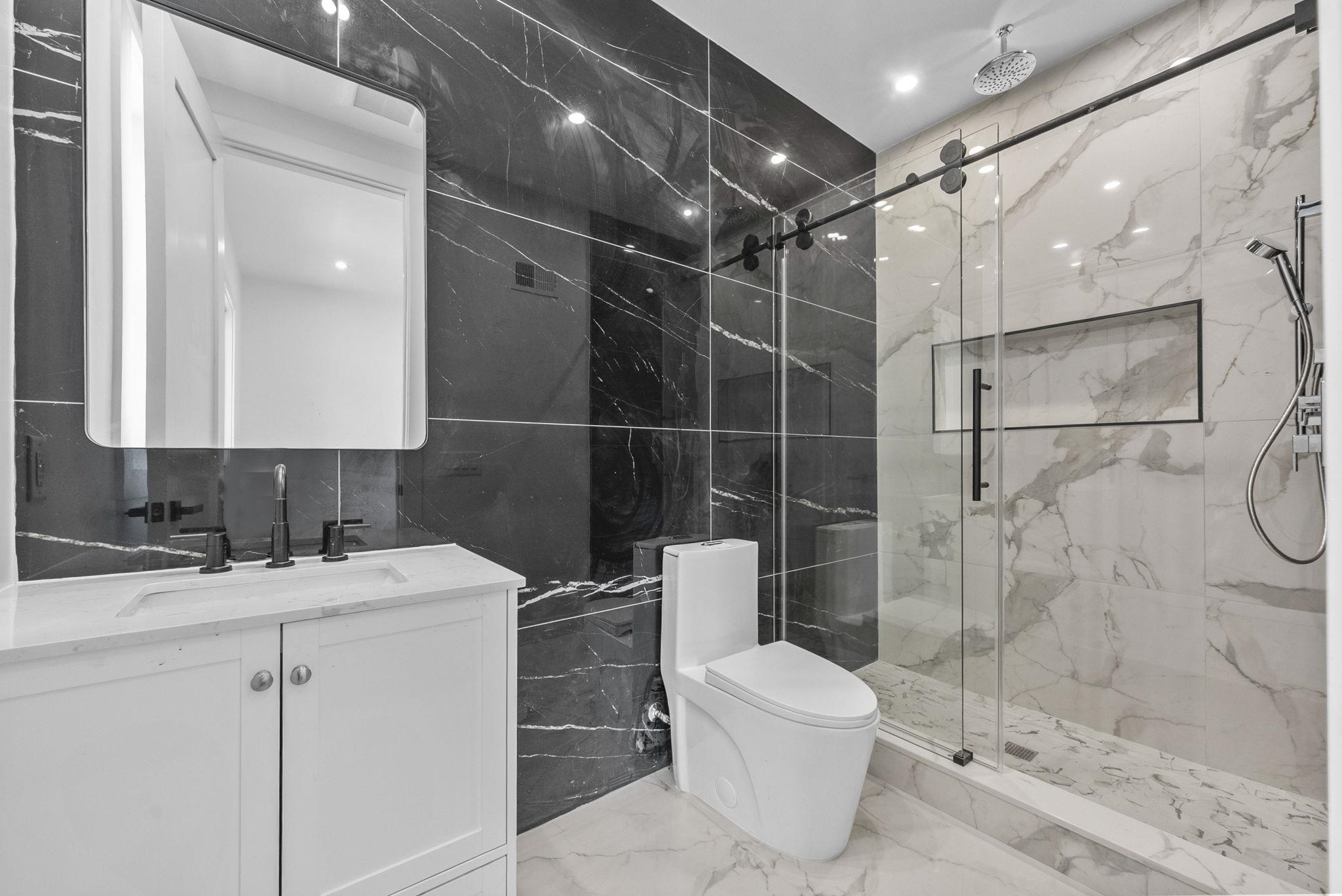 100 TERRACE AVE Unit: 1