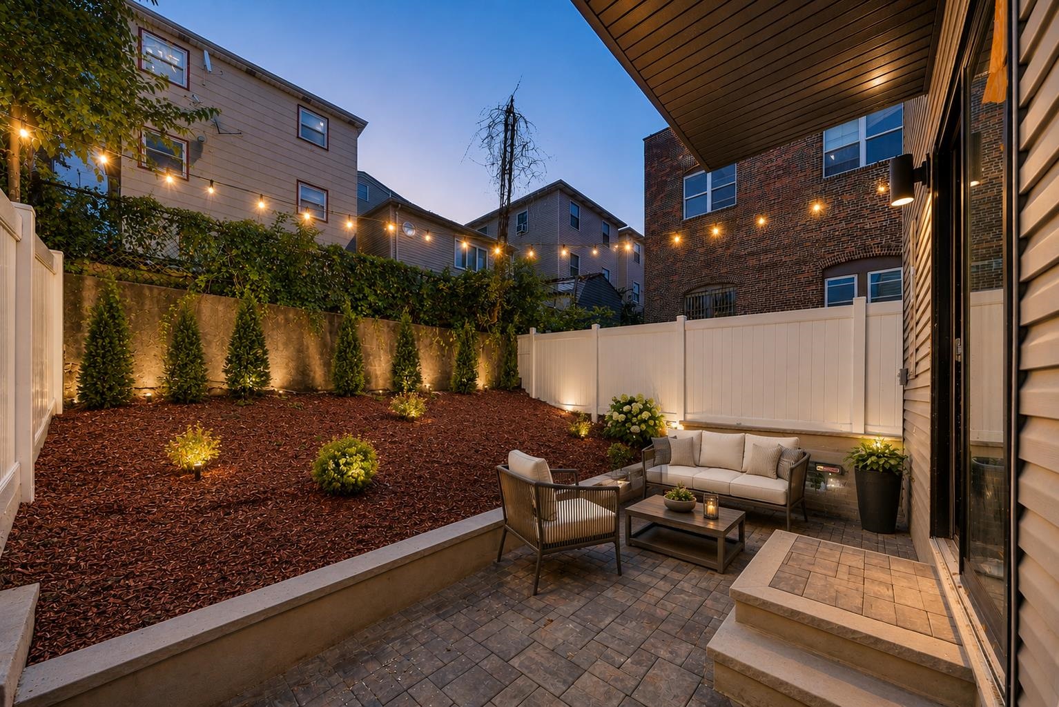 100 TERRACE AVE Unit: 1