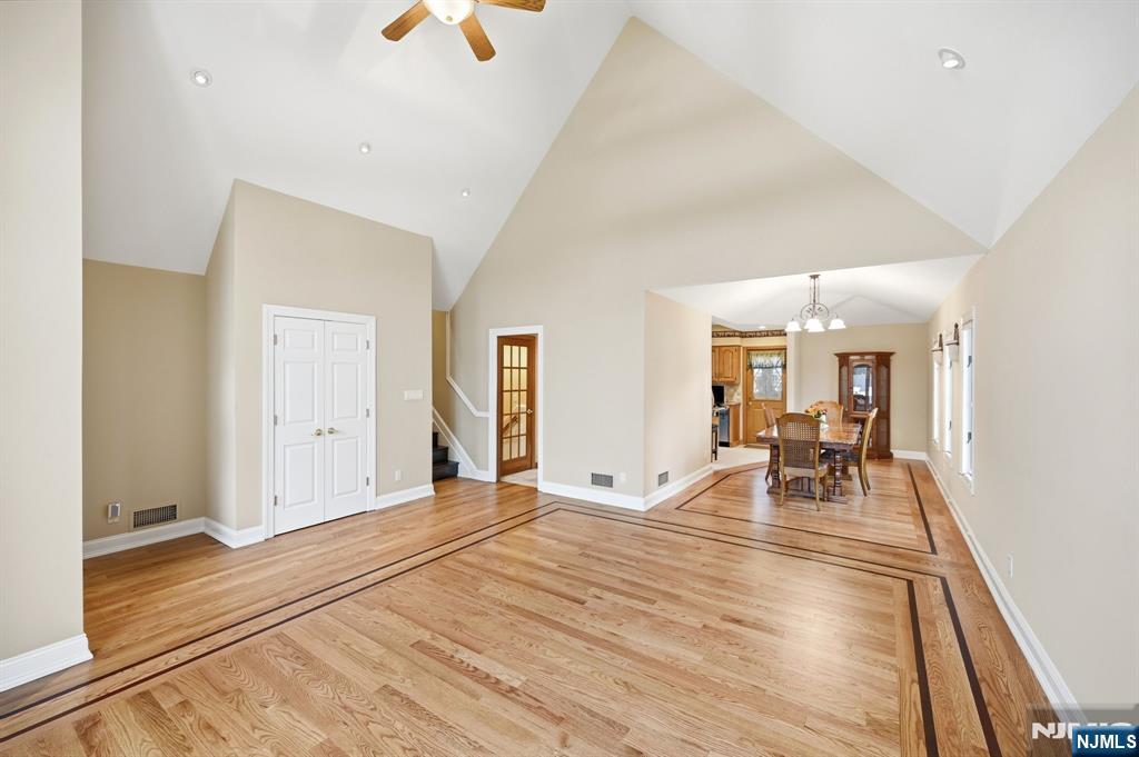 164 Leach Avenue
