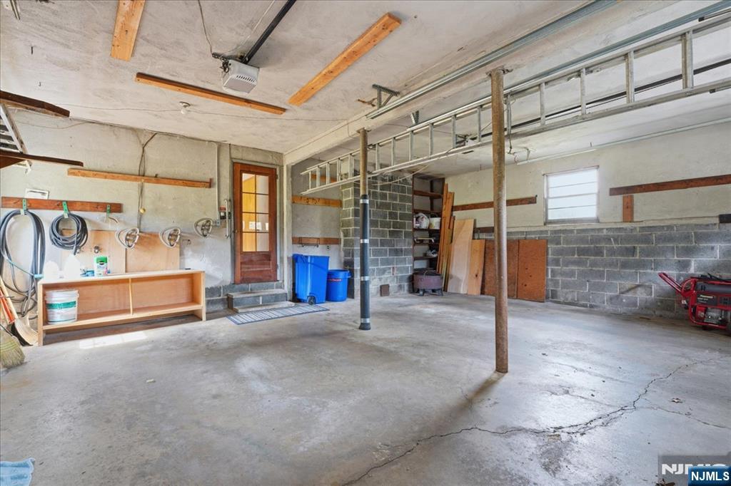 548 Covington Place