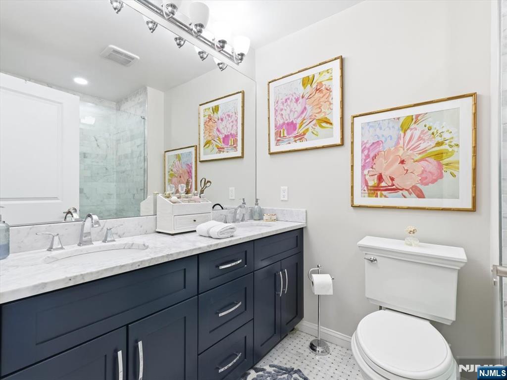 406 Madison Street 3R