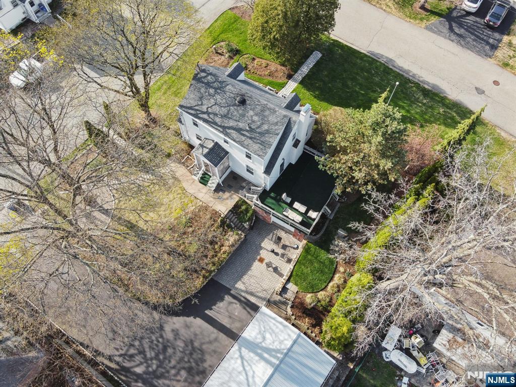 122 Johnson Avenue