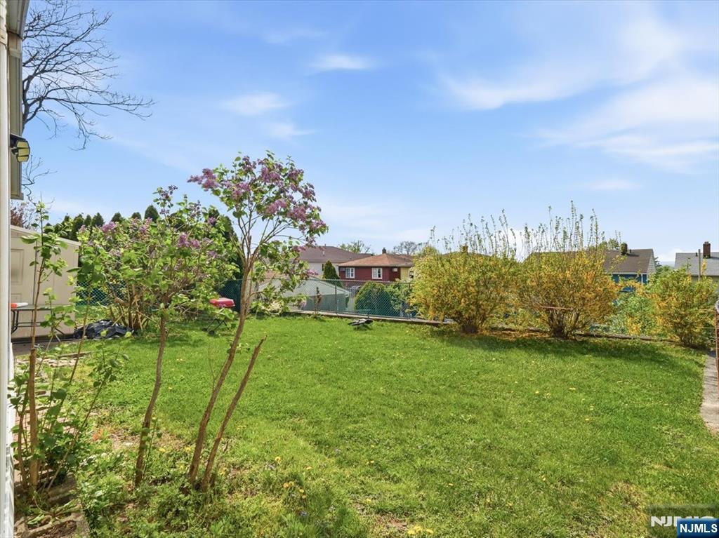 648 Fairview Avenue 2