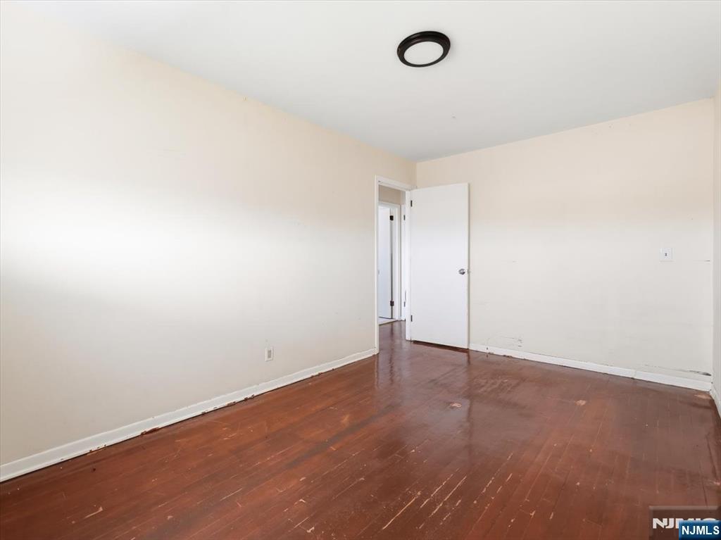 648 Fairview Avenue 2