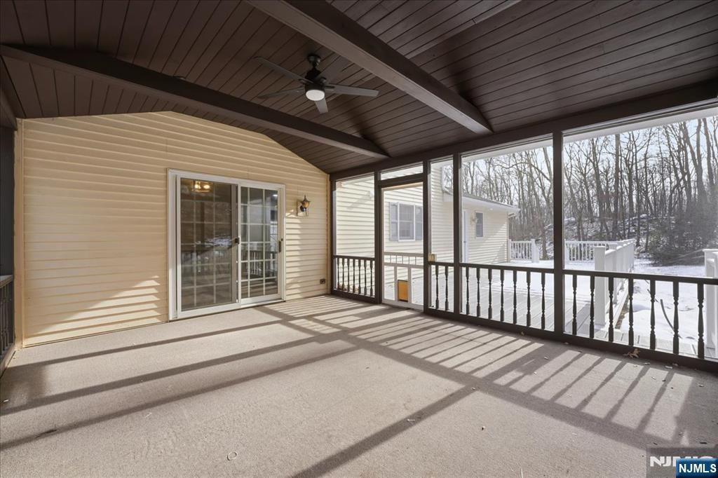 611 Snake Den Road