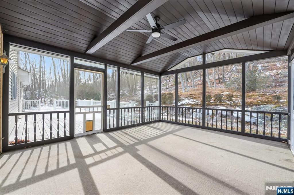 611 Snake Den Road