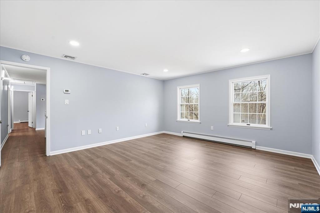 611 Snake Den Road