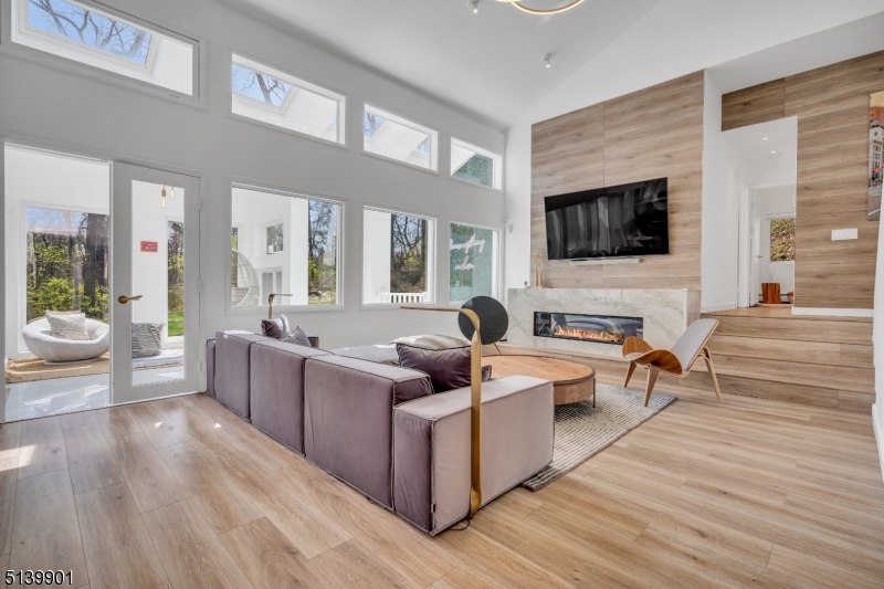 146 River Rd