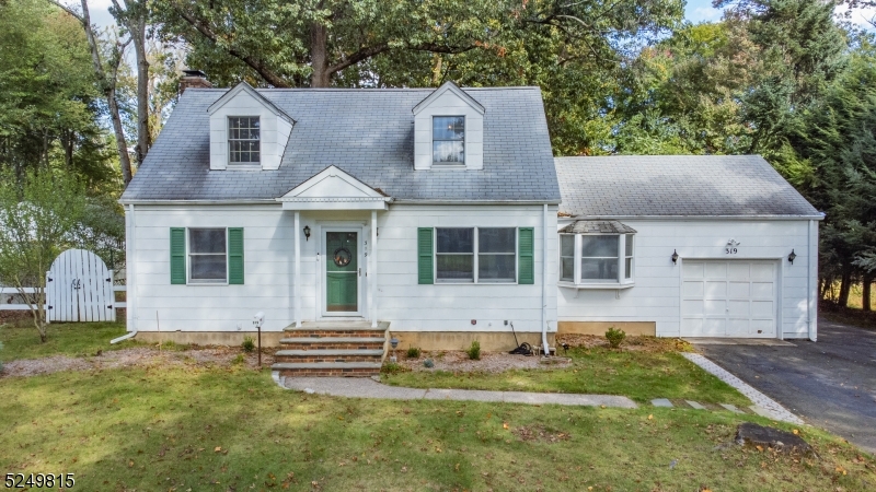 319 Wyckoff Ave