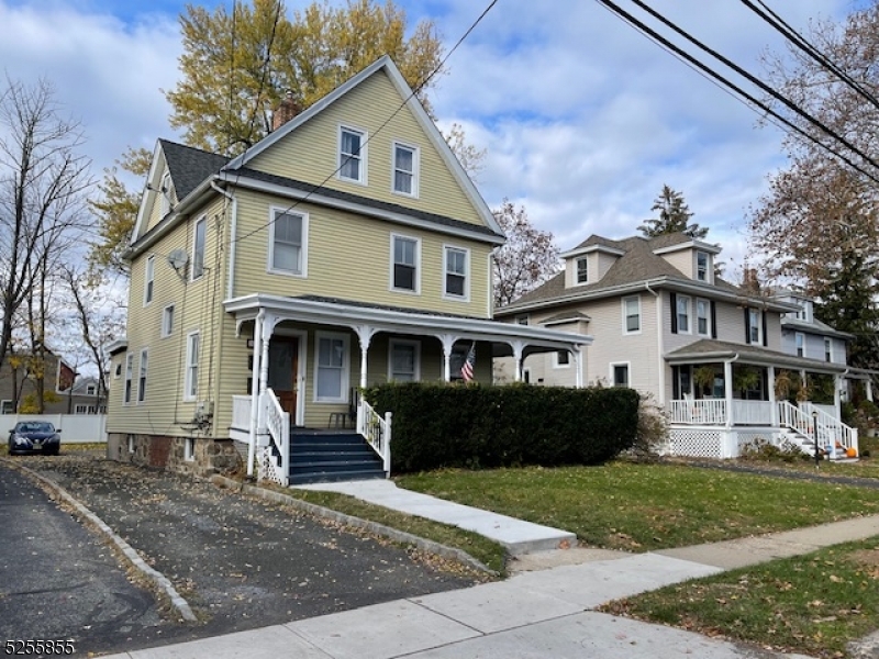 26 Hillside Ave
