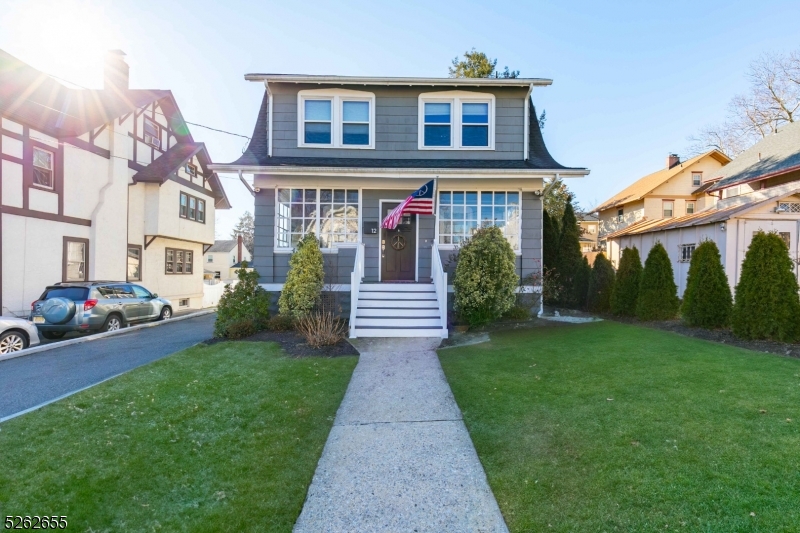 12 Winslow Pl