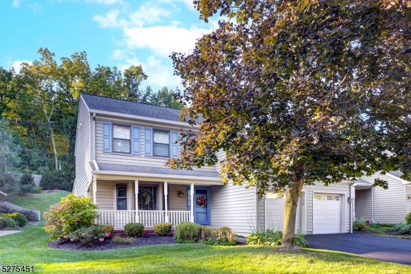 14 Forest Dale Dr